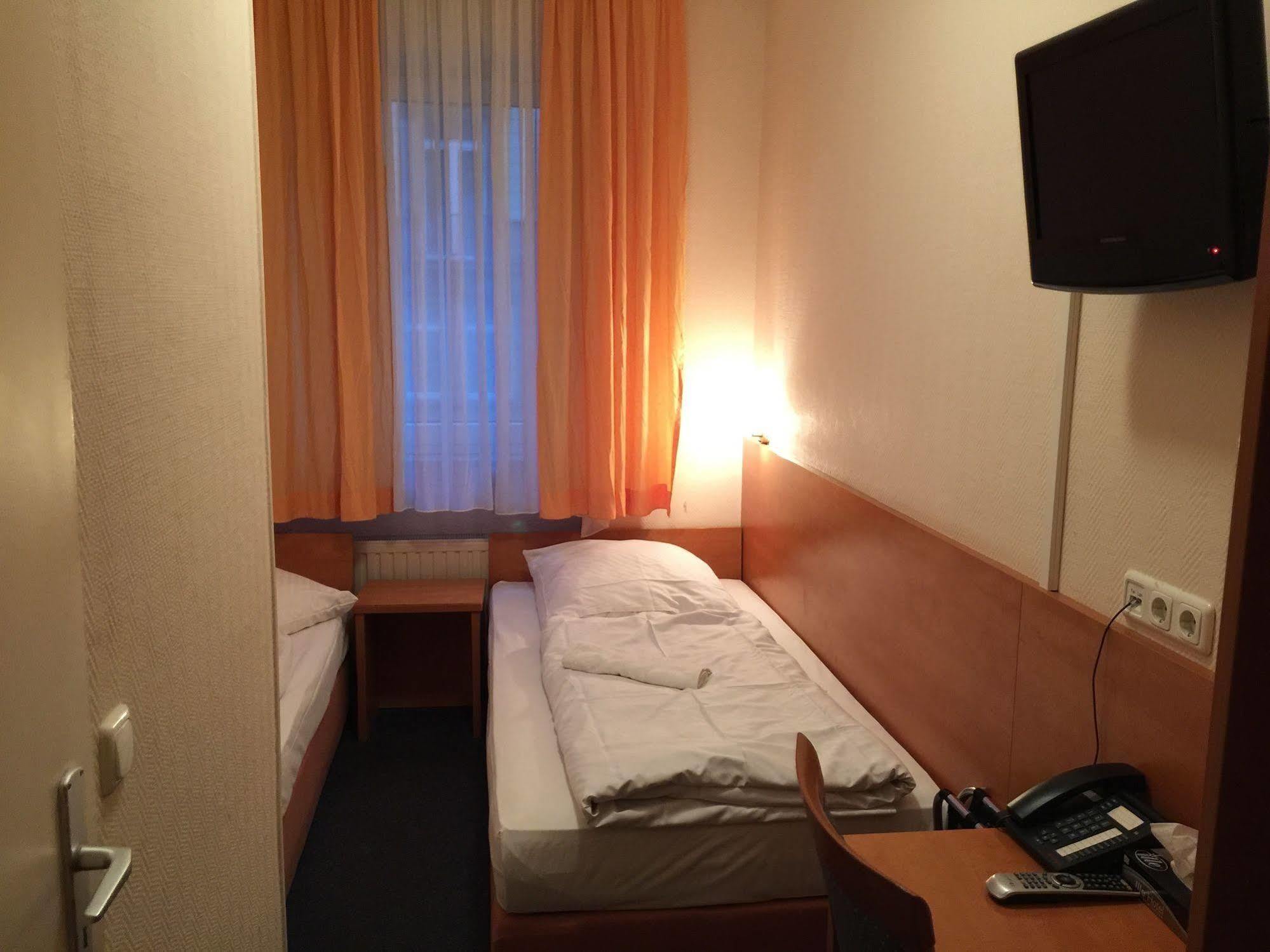 Hotel Union Φραγκφούρτη Εξωτερικό φωτογραφία